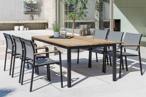 Chaise empilable TILO de STERN® avec accoudoirs, cadre en aluminium et revêtement en textilène