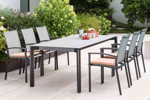 Chaise Empilable STERN® EVOEE avec Accoudoirs et Dossier Haut avec Cadre en Aluminium et Revêtement Textilène