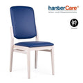 Chaise empilable pour seniors INES HIGH EMP en bois de hêtre avec dossier haut pour établissements de soins