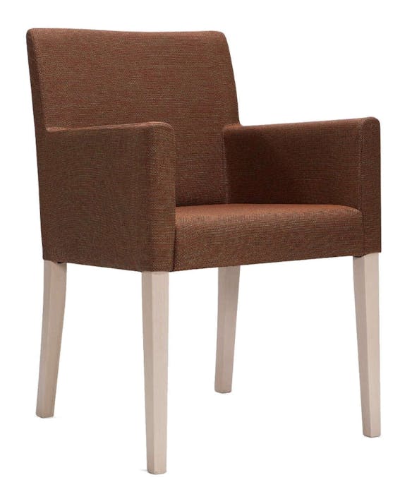 CASSALLO® Fauteuil OBI MAPLE - personnalisez-le selon vos souhaits avec des tissus d'ameublement et des teintures de haute qualité
